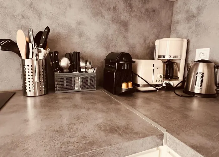 Spacieux Avec Terrasse, A 150m De La Lägenhet Antibes