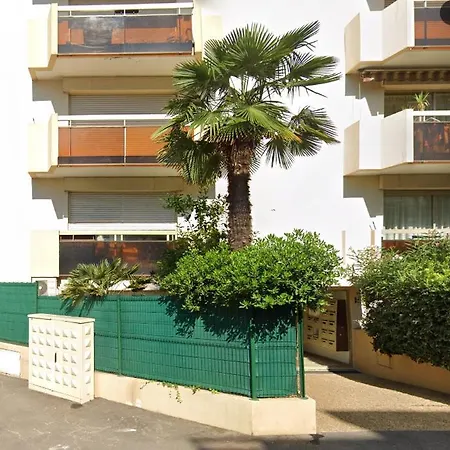 Spacieux Avec Terrasse, A 150m De La Антіб