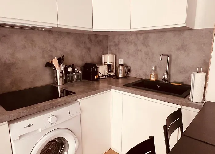 Lejlighed Spacieux Avec Terrasse, A 150m De La Antibes