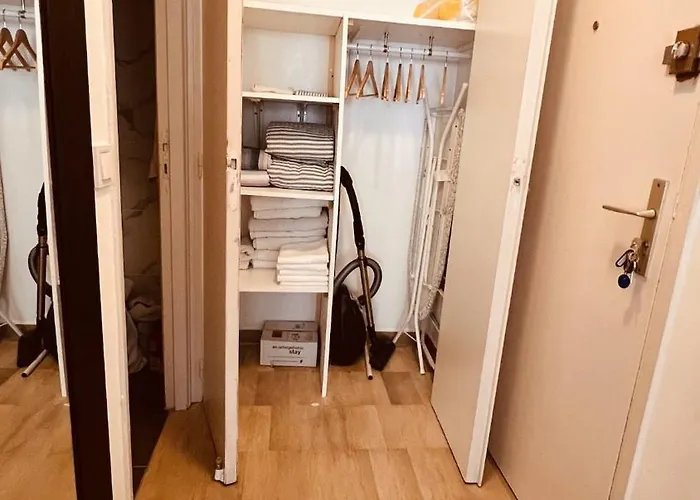 Spacieux Avec Terrasse, A 150m De La *